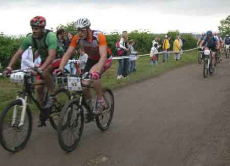 20 mai 2007 : VTT à AVALLON (89)